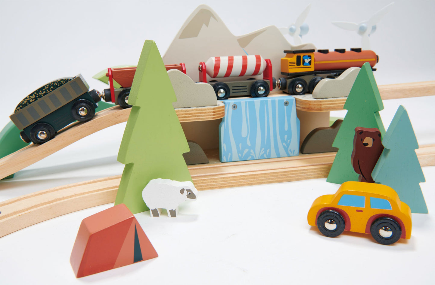 Tender Leaf Mountain View Train Set